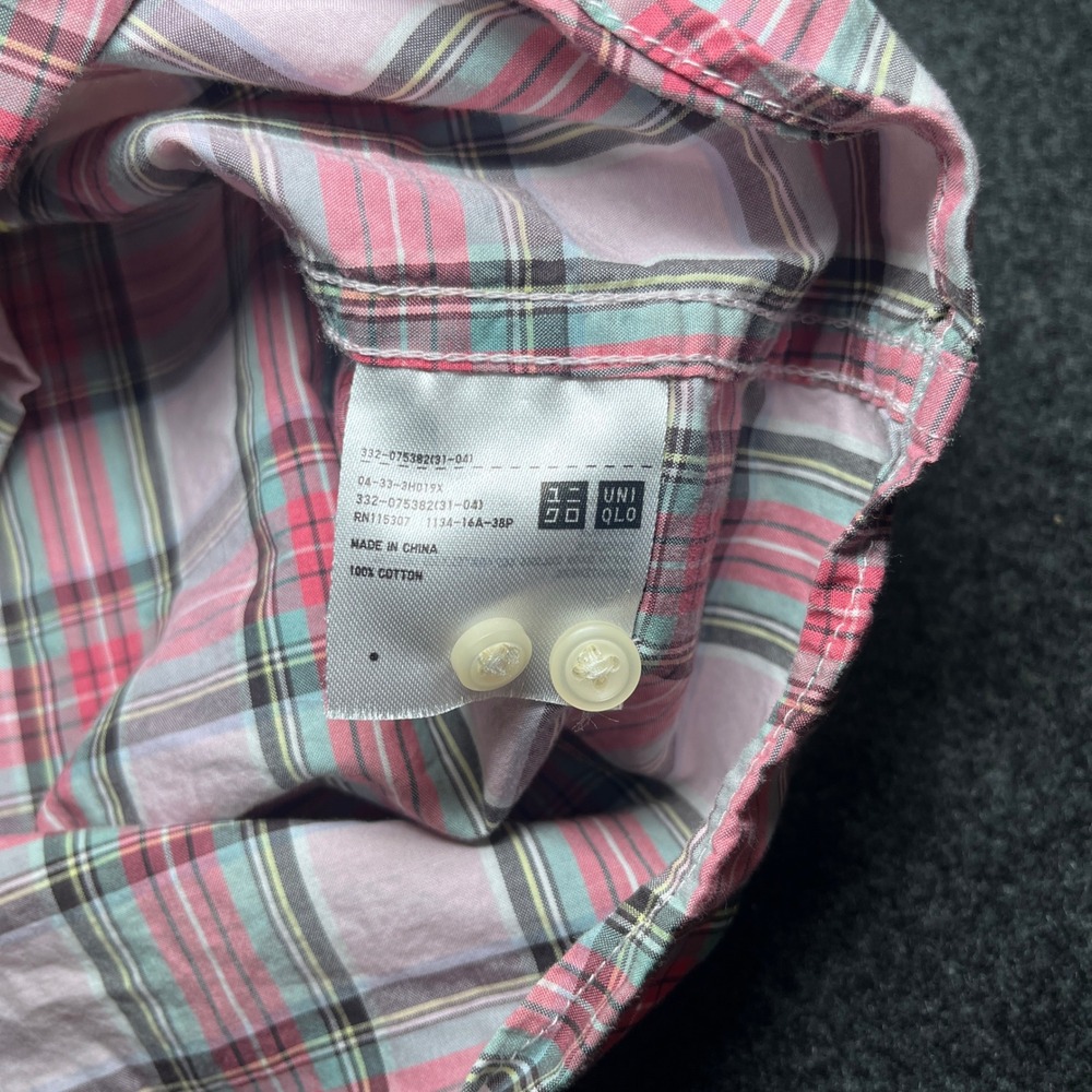 Uniqlo Plaid Button Down Shirt Mens Large Pink Excellent Long Sleeve Cotton - Picture 3 of 7